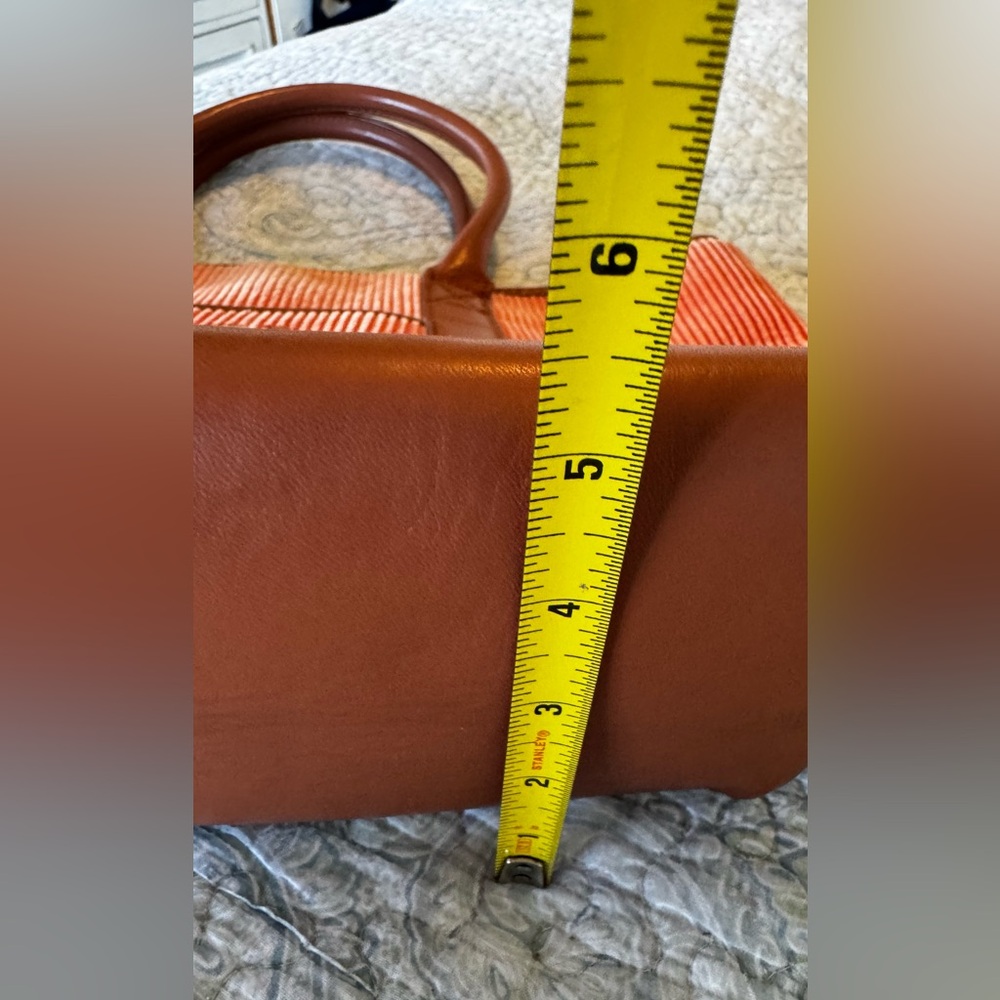 Vineyard Vines Coral Corduroy Tote - Picture 5 of 10